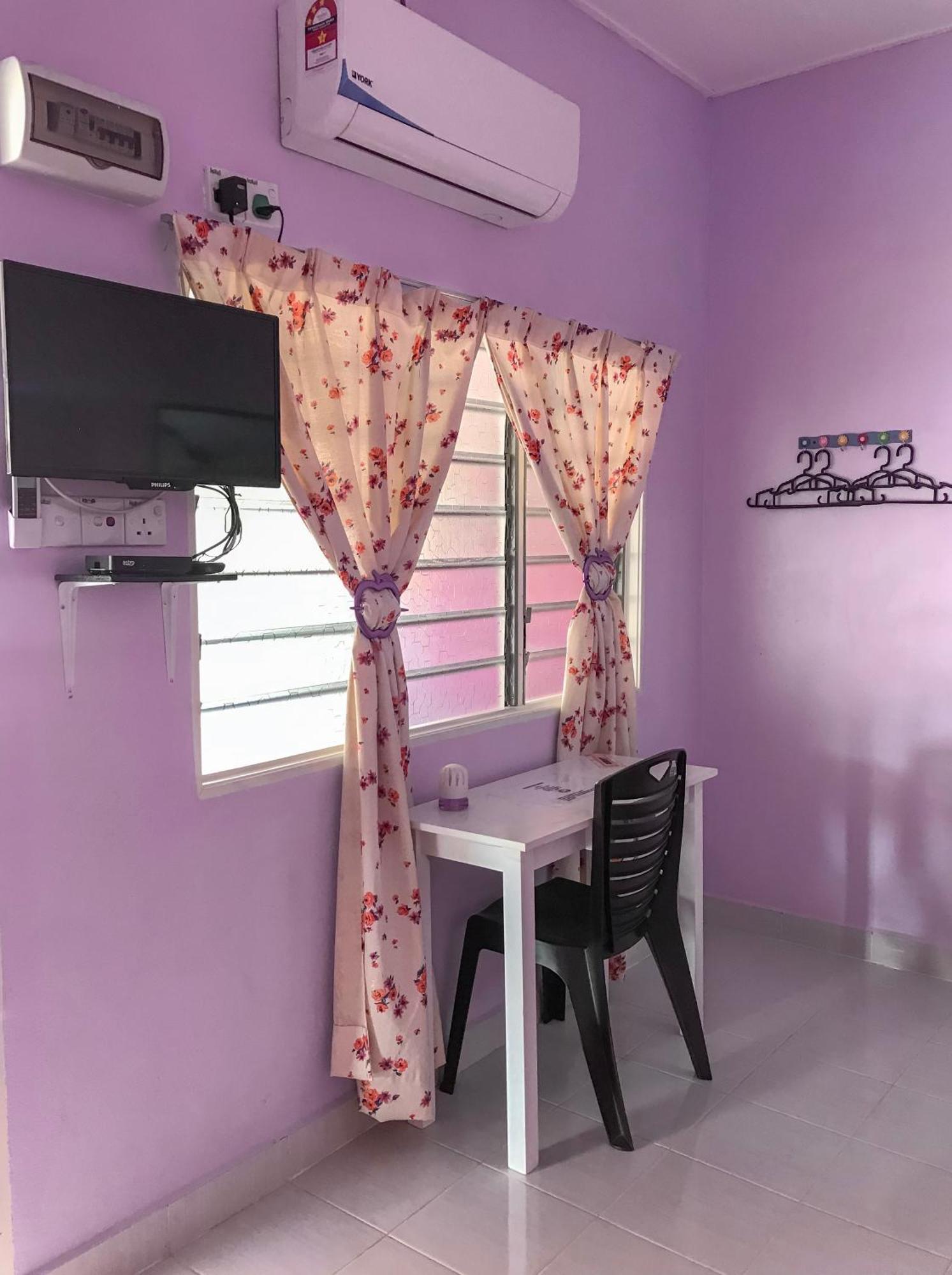 Rayyan'S Roomstay Pantai Kok Exterior foto